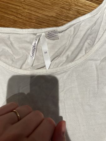 Schwangerschaft undershirt with slits for breastfeeding hem
