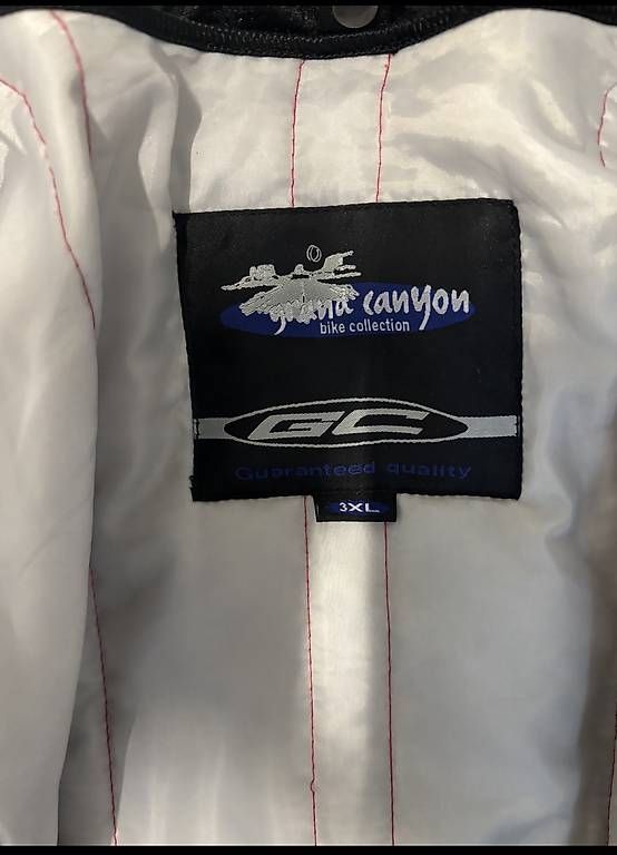 Jacken: Motorrad jacke und Hanschuhe – Gebraucht aus Therwil von Alex.20 4