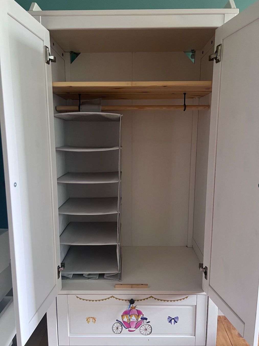 Ikea Armadi: Sundvik Kleiderschrank – Usato da Bern venduto da astrcat 1