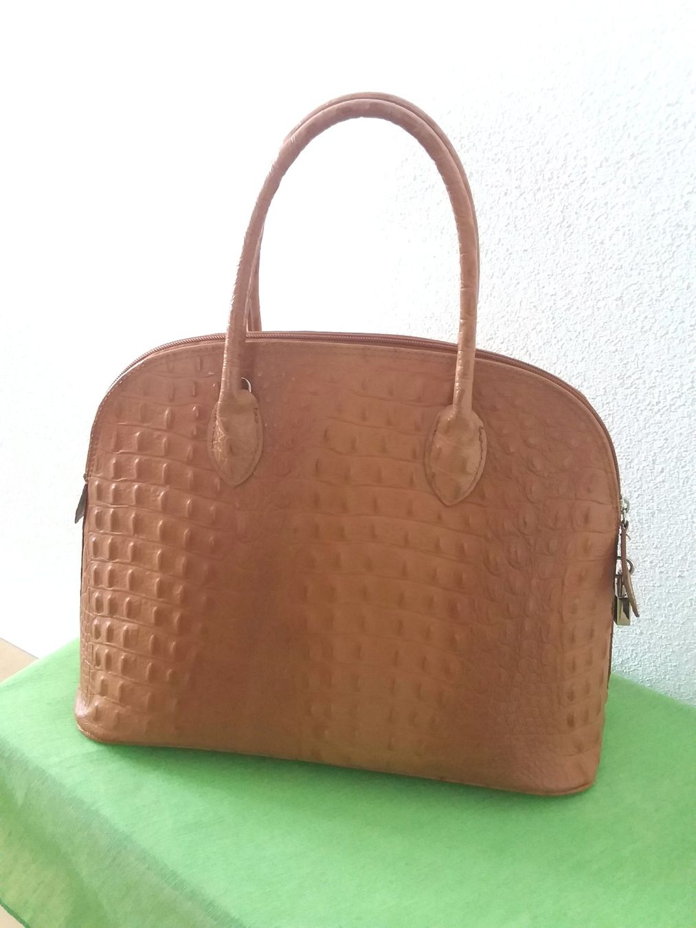 Borse da donna: Kroko Handtasche, hellbraun – Usato da Uitikon Waldegg venduto da Risibisi7 2