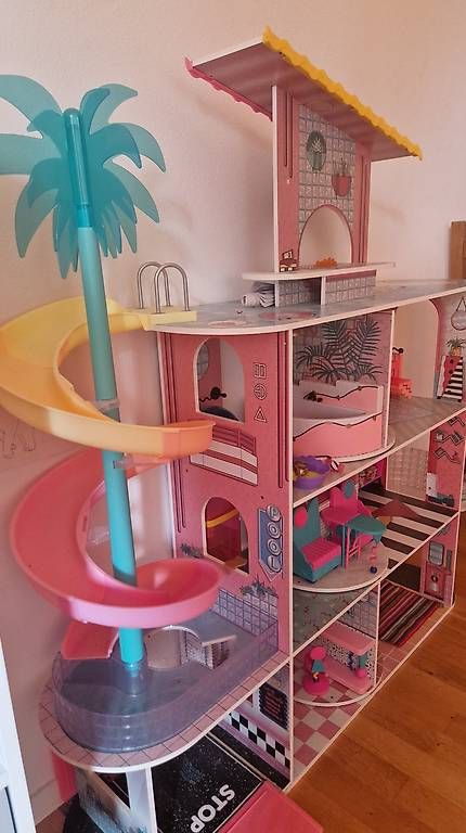 Case e mobili per bambole: L.O.L. Puppenhaus – Usato da Schlatt TG venduto da Amaresto 1