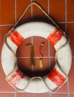 Rettungsring, Bootshaken und Schlüsselanhänger Bootshaus