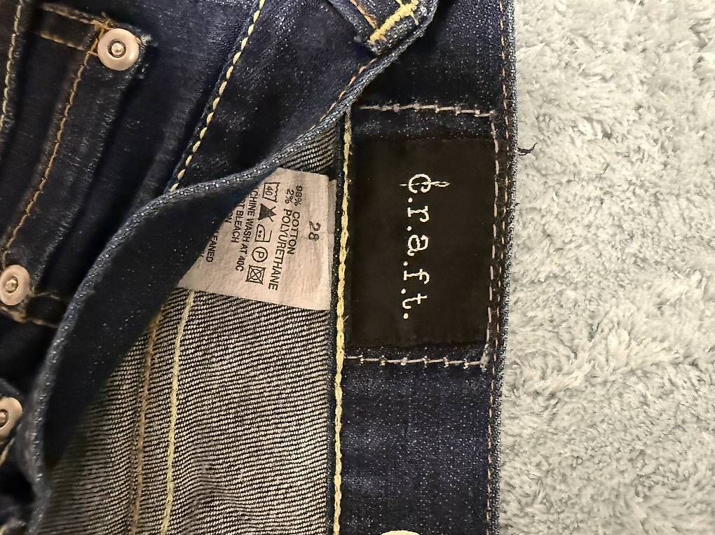 Jeans: Damen Jeans – Usato da Dietlikon venduto da AngelinaSt. 1