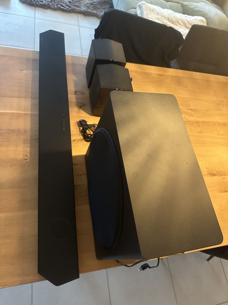 Samsung Home Cinema: Samsung Soundbar HW-Q930B – Usato da Meisterschwanden venduto da DeniDubler 4