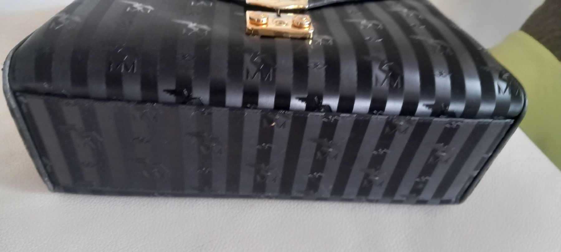 Maison Mollerus Borse da donna: Handtasche  von Maison Mollerus – Nuovo (secondo la descrizione) da Zofingen venduto da 0mer 2