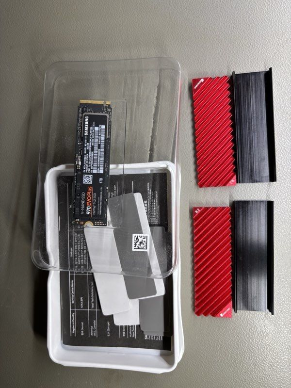 Samsung Dischi rigidi: Samsung 970 EVO Plus 1TB NVMe SSD – Nuovo e nell'imballaggio originale da Studen BE venduto da Lioudmila 3