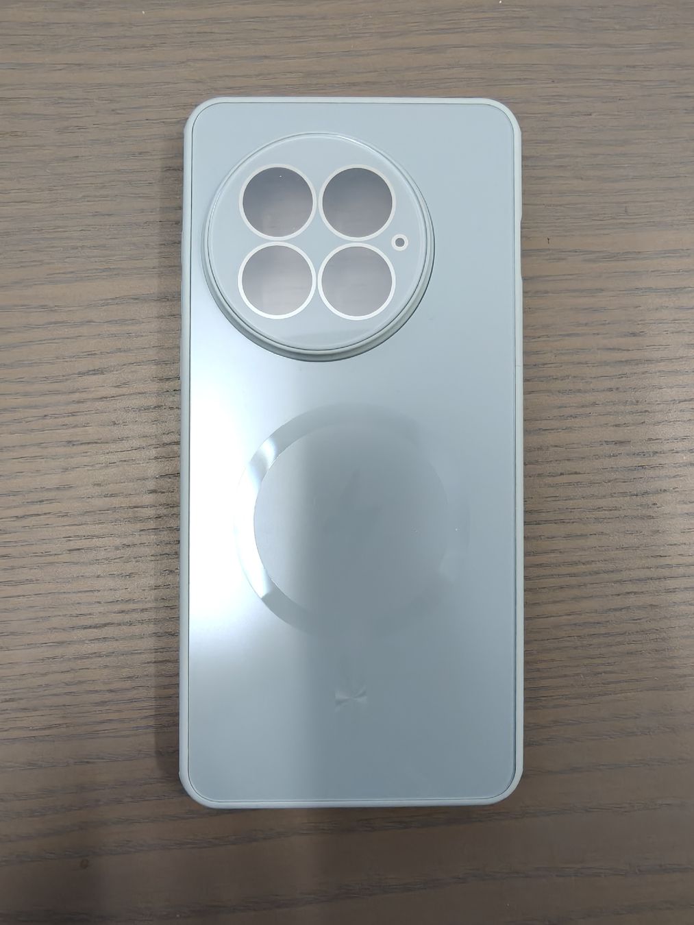 OnePlus Cover & Protezioni schermo: Schutzhülle OnePlus 13 – Nuovo (secondo la descrizione) da Uster venduto da schuberto