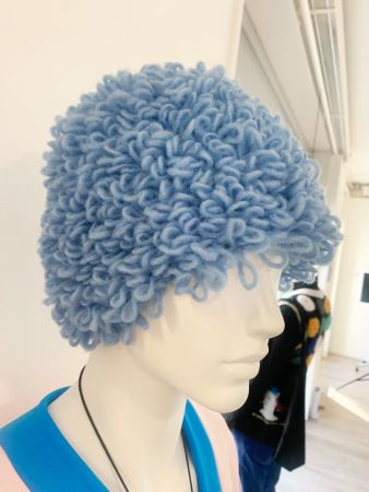 FASHIONSTORE RÜTI ZH ++ BLUEBLOODLABEL Schlingenwollmütze