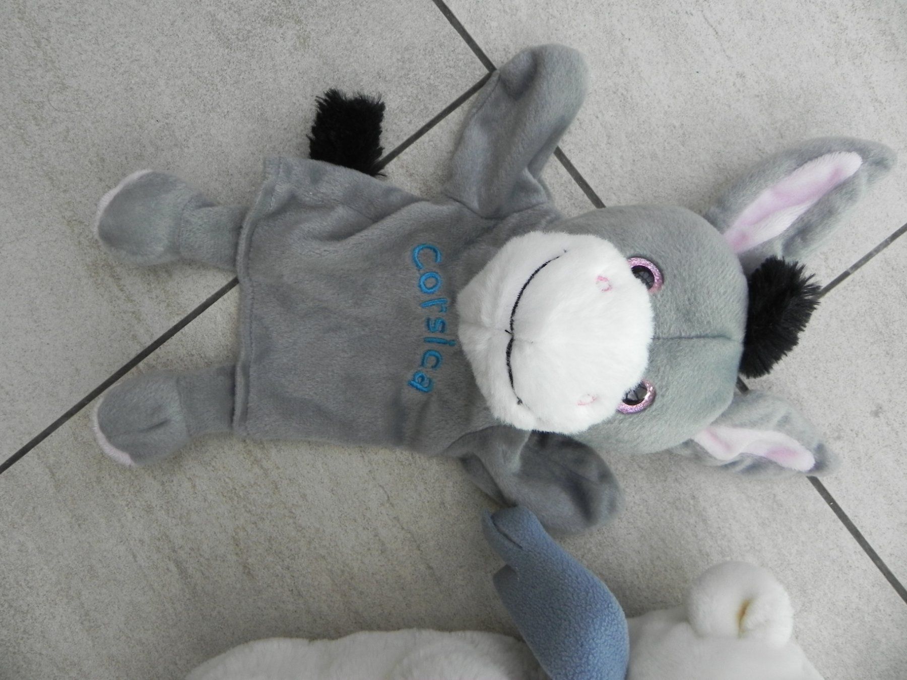 Giocattoli: Handpuppen Esel Eisbär mit Schal, Eule – Usato da Stallikon venduto da pcerny16 1
