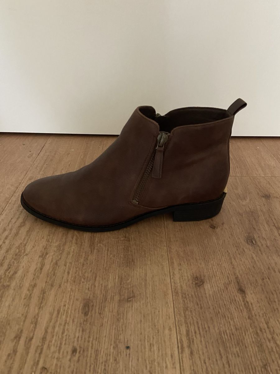 Michael Kors Scarpe da donna: Ungetragene Stiefelette von Michael Kors  – Nuovo (secondo la descrizione) da Luzern venduto da higa01 1