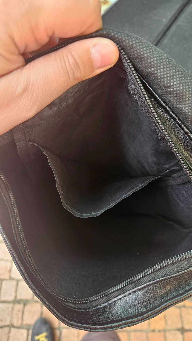 Disney Borse da donna: Borsa a tracolla Disney "Crudelia" – Usato da Melano venduto da H-Sara 5