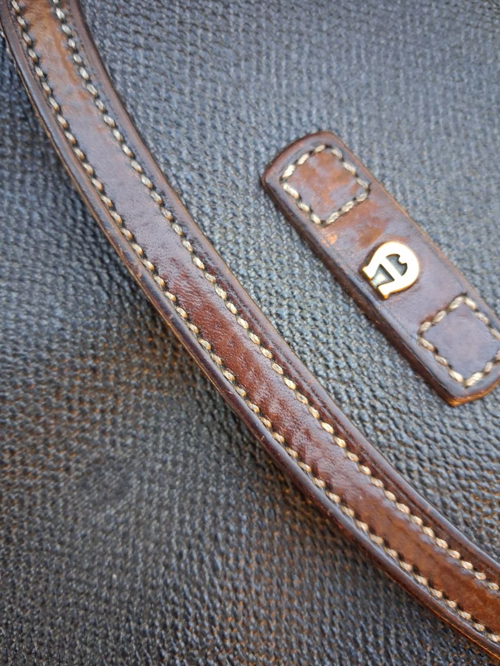Aigner Borse da donna: AIGNER Tasche – Usato da Wetzikon ZH venduto da med_2y76 8