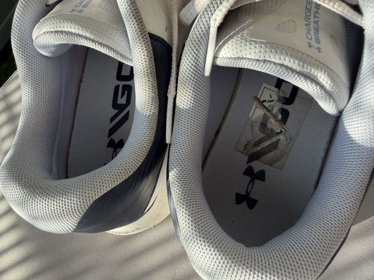 Under Armour Scarpe da donna: Under Armour Schuhe gr 40 – Usato da St. Gallen venduto da Emifrei 3