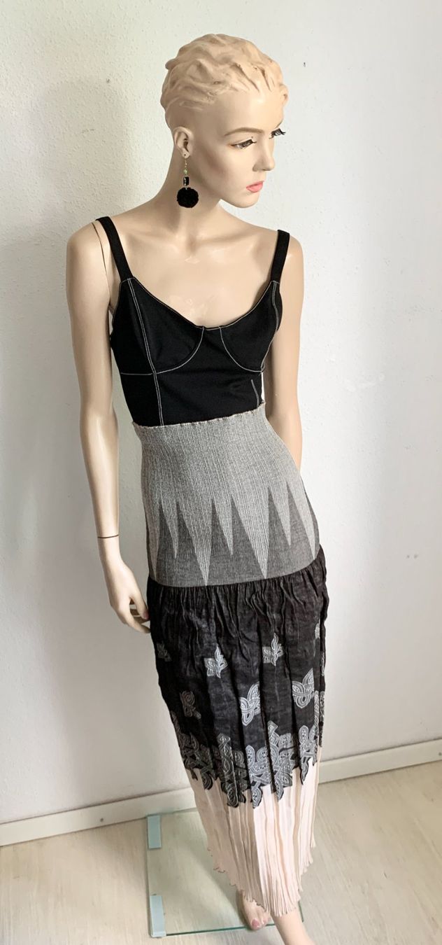 Robes: Sommer Stretchkleid/Jupe – D'occasion à Kloten par Nephty 9