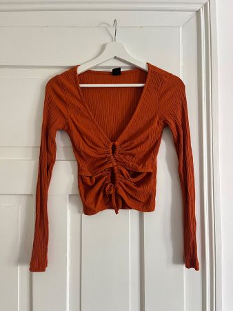 Urban Outfitters Rafftop Damen Orange Gr. M