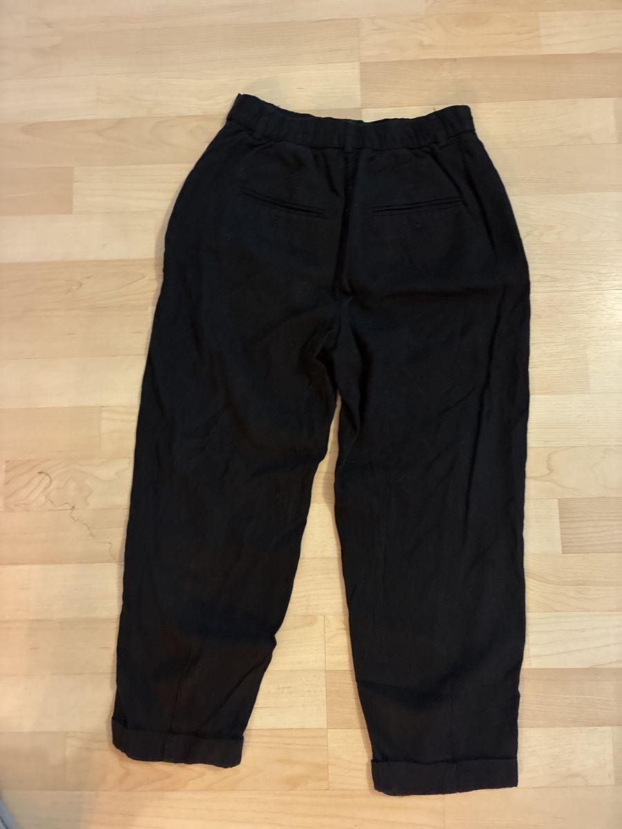 Zara Hosen: Caprihose XS Zara – Gebraucht aus Küssnacht am Rigi von Anacerna 2