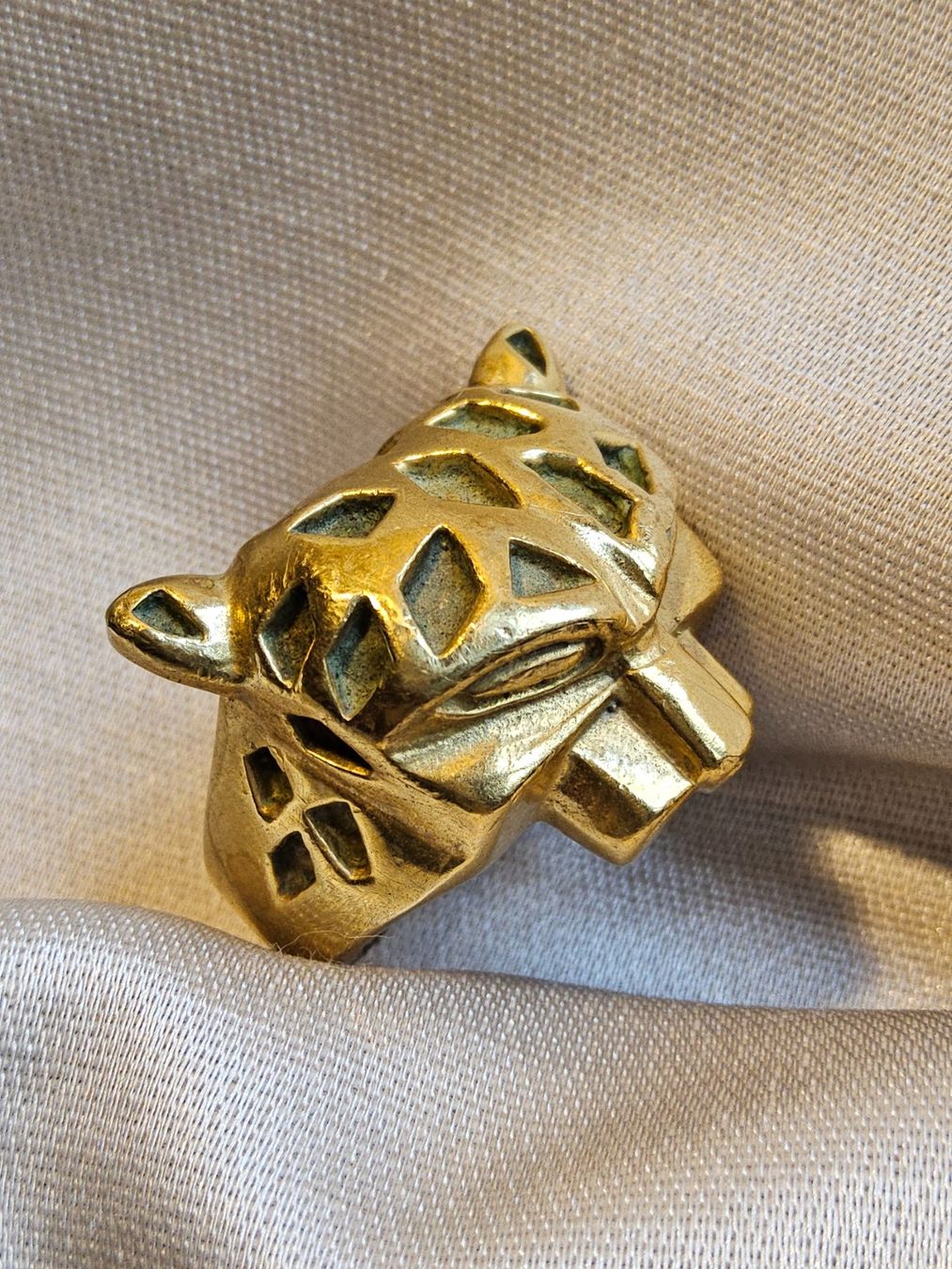 Anelli: Art Déco Messing Ring mit Leopard, 1920er Jahre – Usato da Zürich venduto da philpip 1