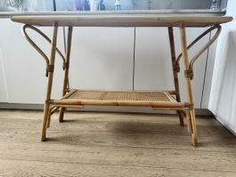 Konsolen Tisch aus Rattan-MUSS dringend weg