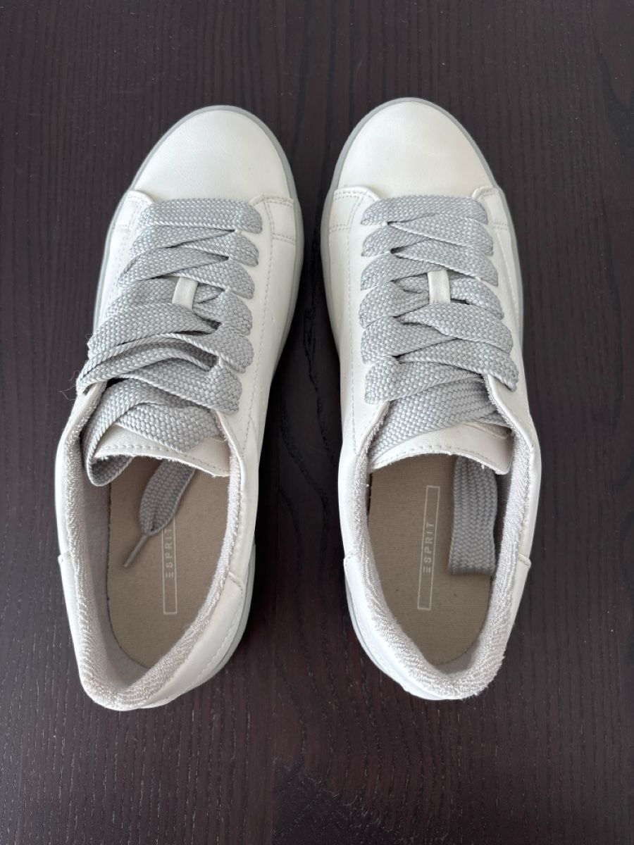 Esprit Scarpe da donna: Esprit Damen Sneaker, weiss, Gr. 39, neu – Nuovo (secondo la descrizione) da Adliswil venduto da ninotschka7
