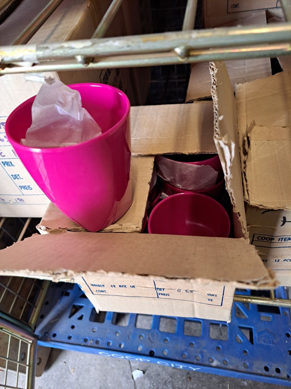 Gläser: 12stk. Trinkbecher kunststoff wiederverwendbar neu – Neu und originalverpackt aus Oberegg von danni-1985