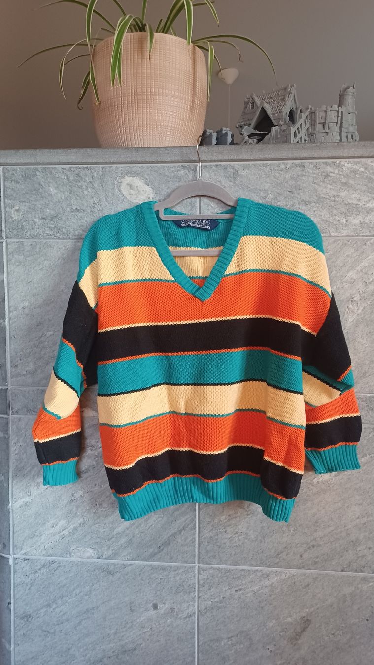 Maglioni & Felpe: Vintage Pullover gestreift Grösse M - L 100% Cotton – Usato da Burgdorf venduto da Damlaf_9