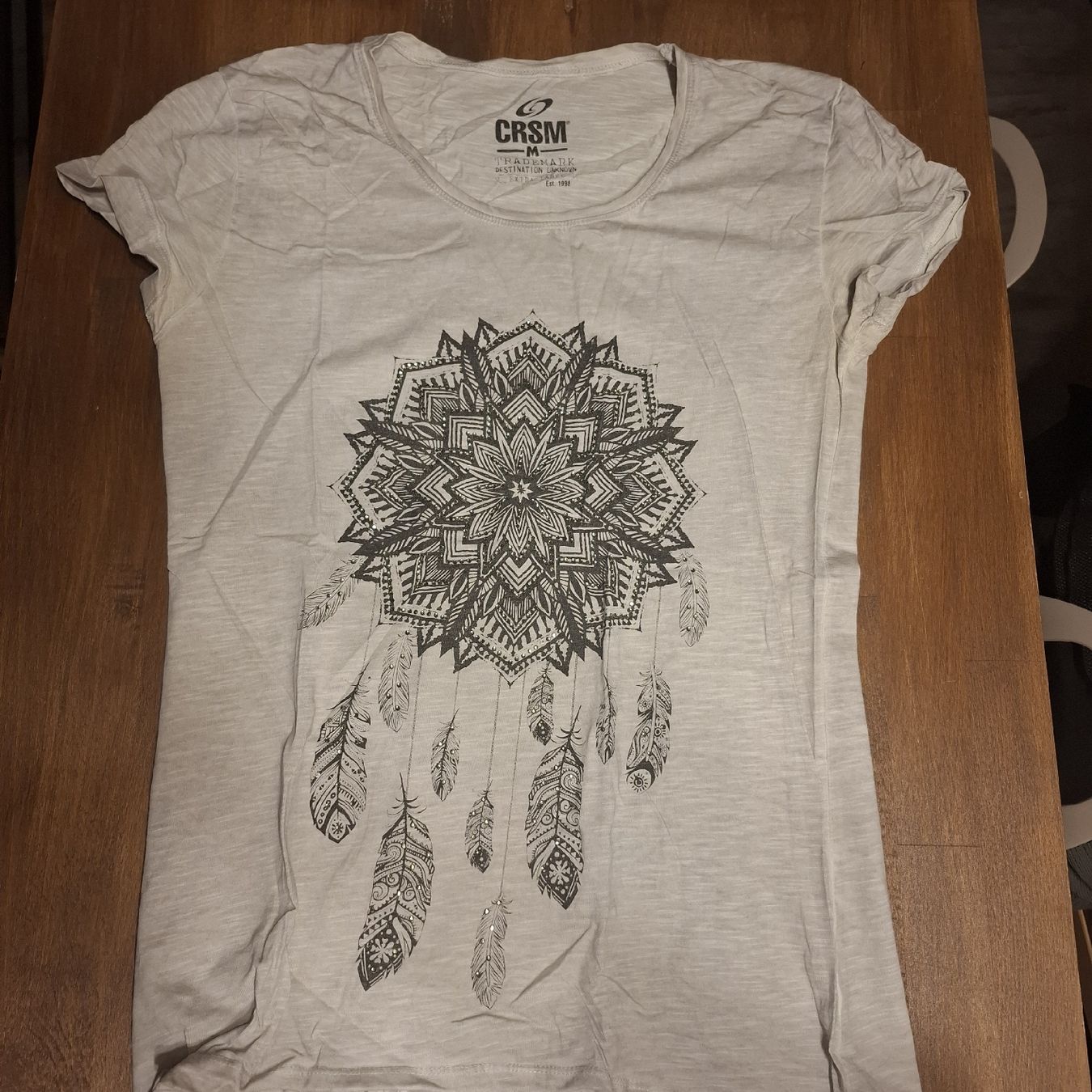 T-shirt: CRSM T-Shirt mit Federnprint, Grösse M – Usato da Kyburg-Buchegg venduto da Maria.G