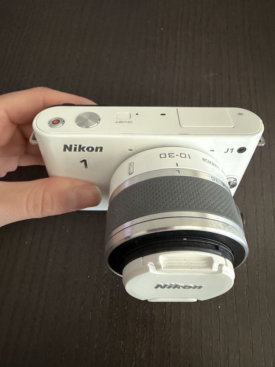 Nikon Fotocamera: Nikon 1 J1 – Usato da Zürich venduto da whsvfifbxj 2