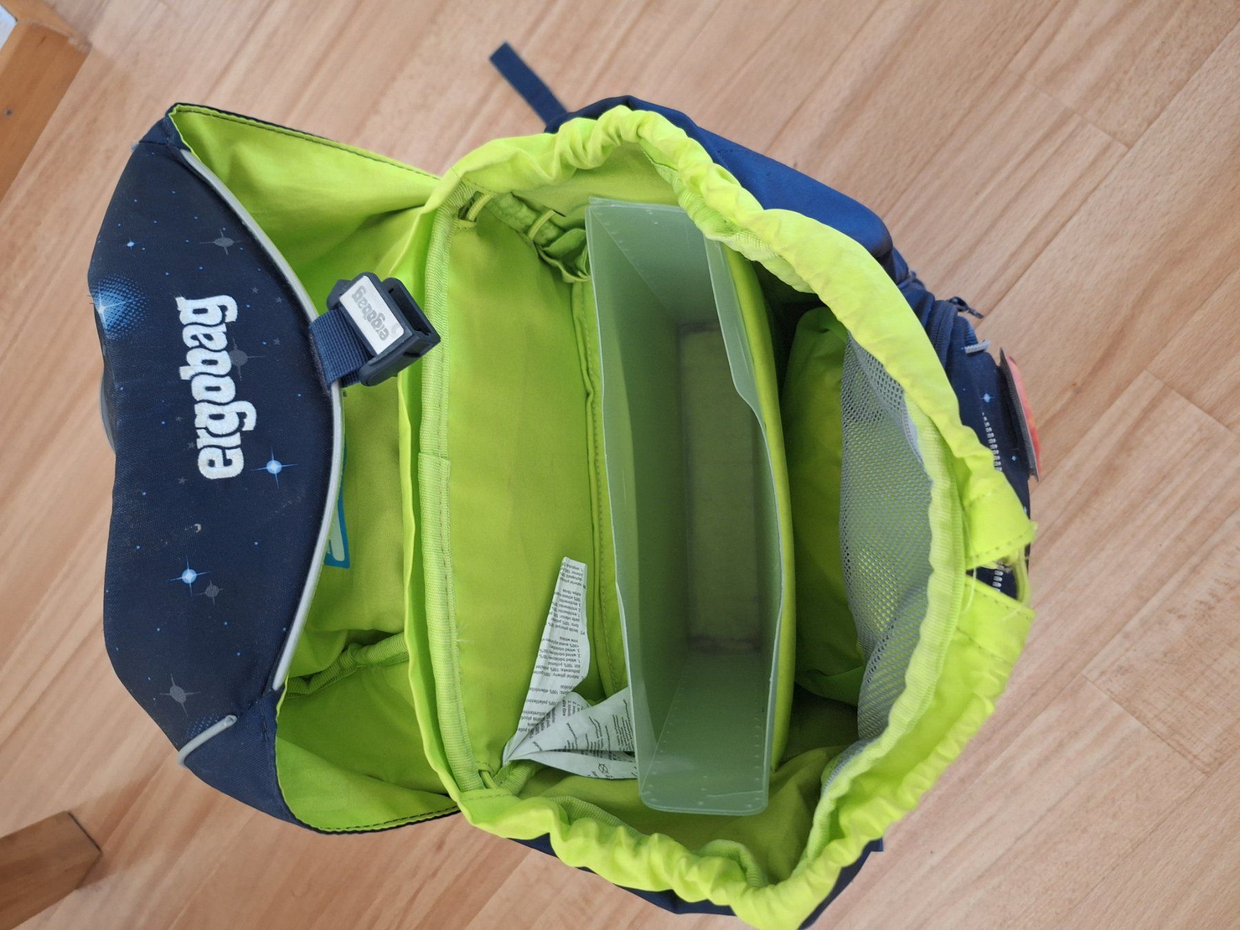 Ergobag Borse & Zaini: Ergobag Schulrucksack mit Federmäppchen galaxy dunkelblau – Usato da Aarau venduto da mucha_d 4