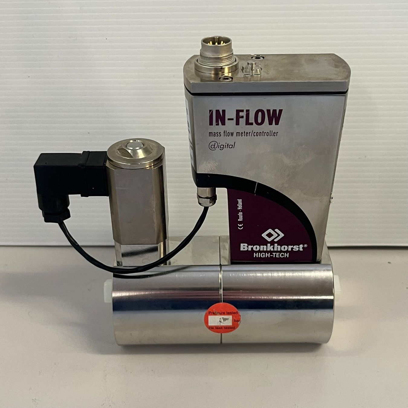 Accessori da laboratorio: Bronkhorst Mass Flow Controller F203 AI-AGB-00-V – Usato da Niederdorf venduto da LeptonAG_Labor 4