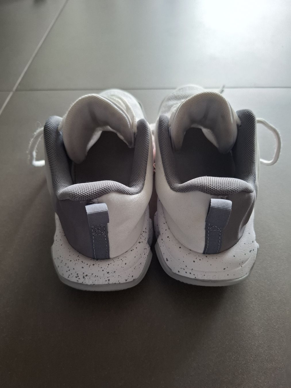 Nike Herrenschuhe: Nike Basketballschuhe – Gebraucht aus Hunzenschwil von sputnik26 1