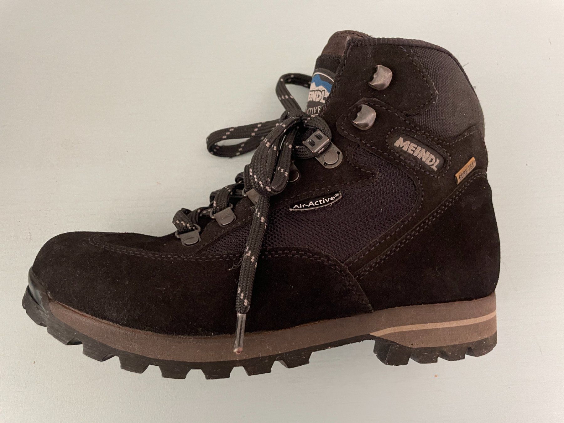 Meindl Scarpe da donna: Meindl Wanderschuhe für Damen – Usato da Biberist venduto da Maxime543 1