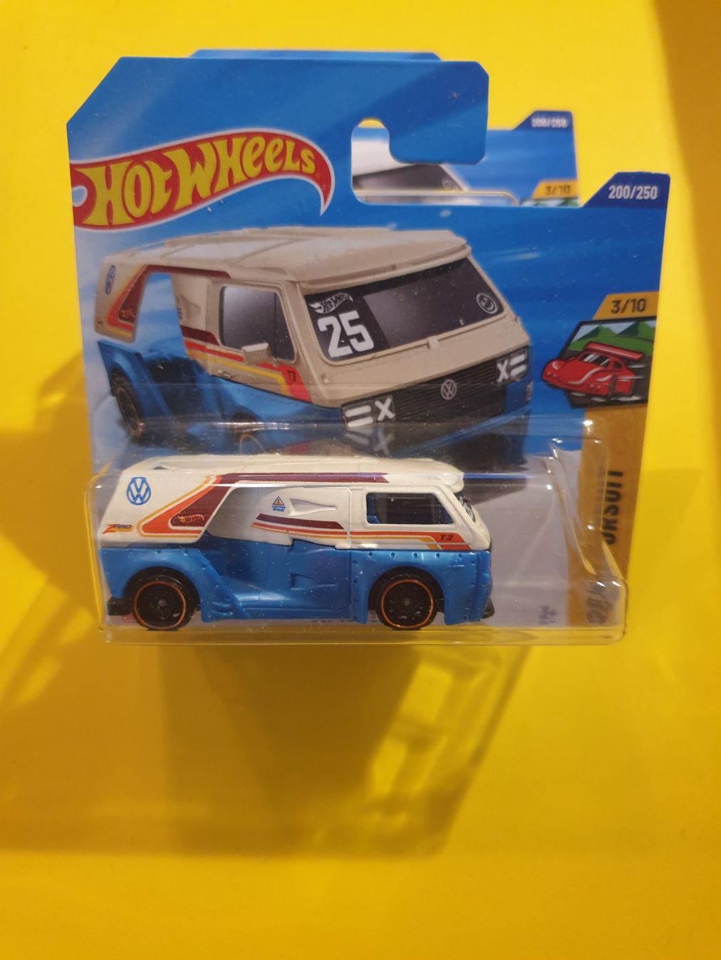 Hot Wheels Modellini d'auto: 2 x Hot Wheels VW T3 CUSTOM – Nuovo e nell'imballaggio originale da Oftringen venduto da Rotor 3