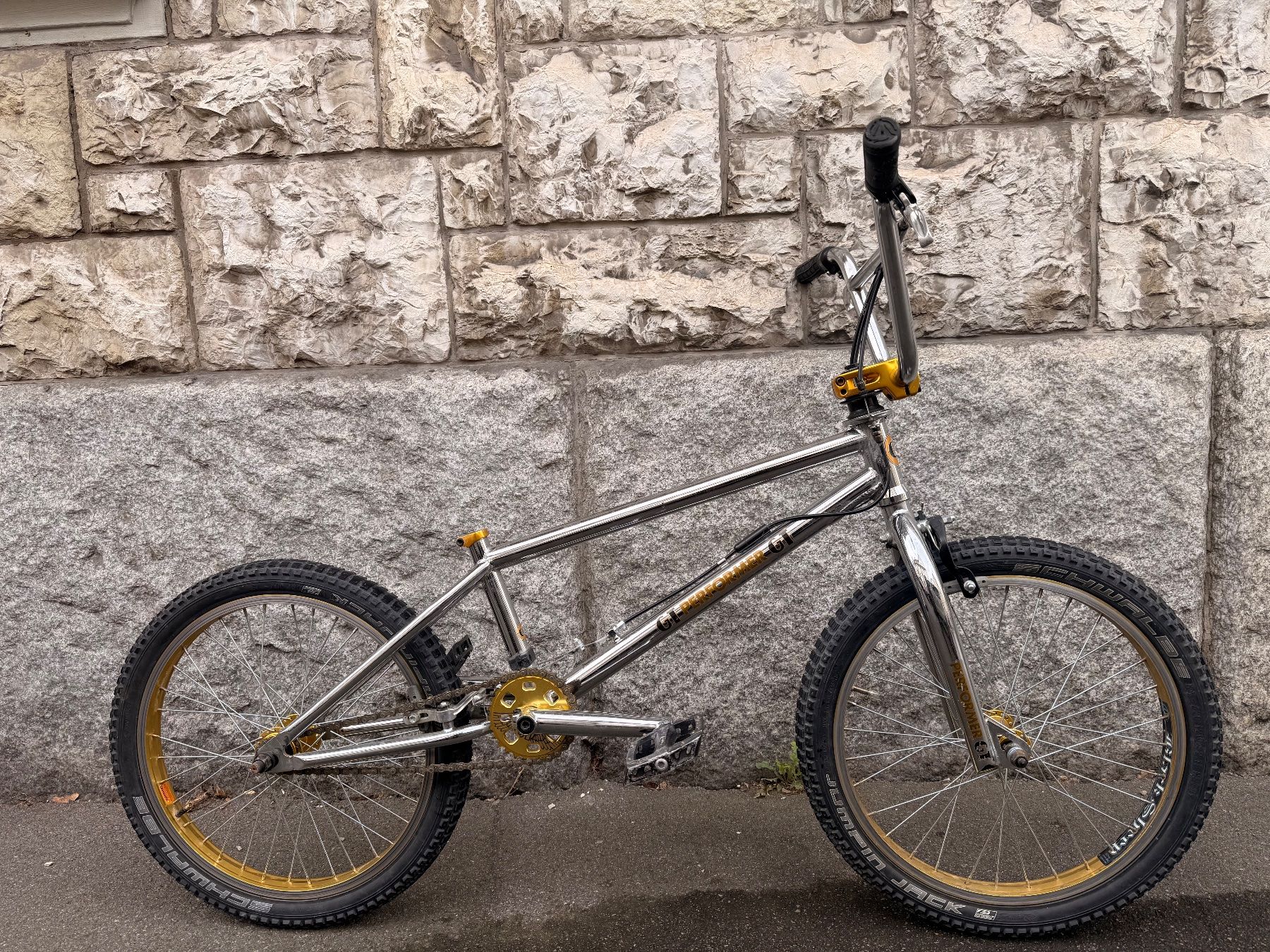 GT Biciclette: BMX GT Performer – Usato da Zürich venduto da Charles028
