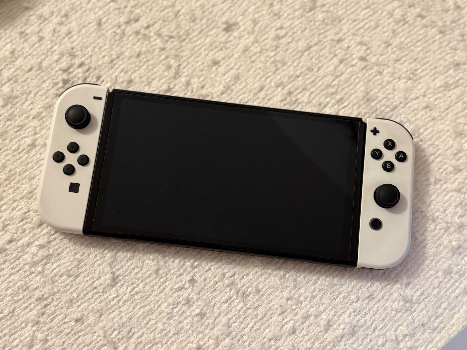 Nintendo Consoles: Nintendo Switch (OLED-Modell) – D'occasion à Zürich par odnaloshadka 1