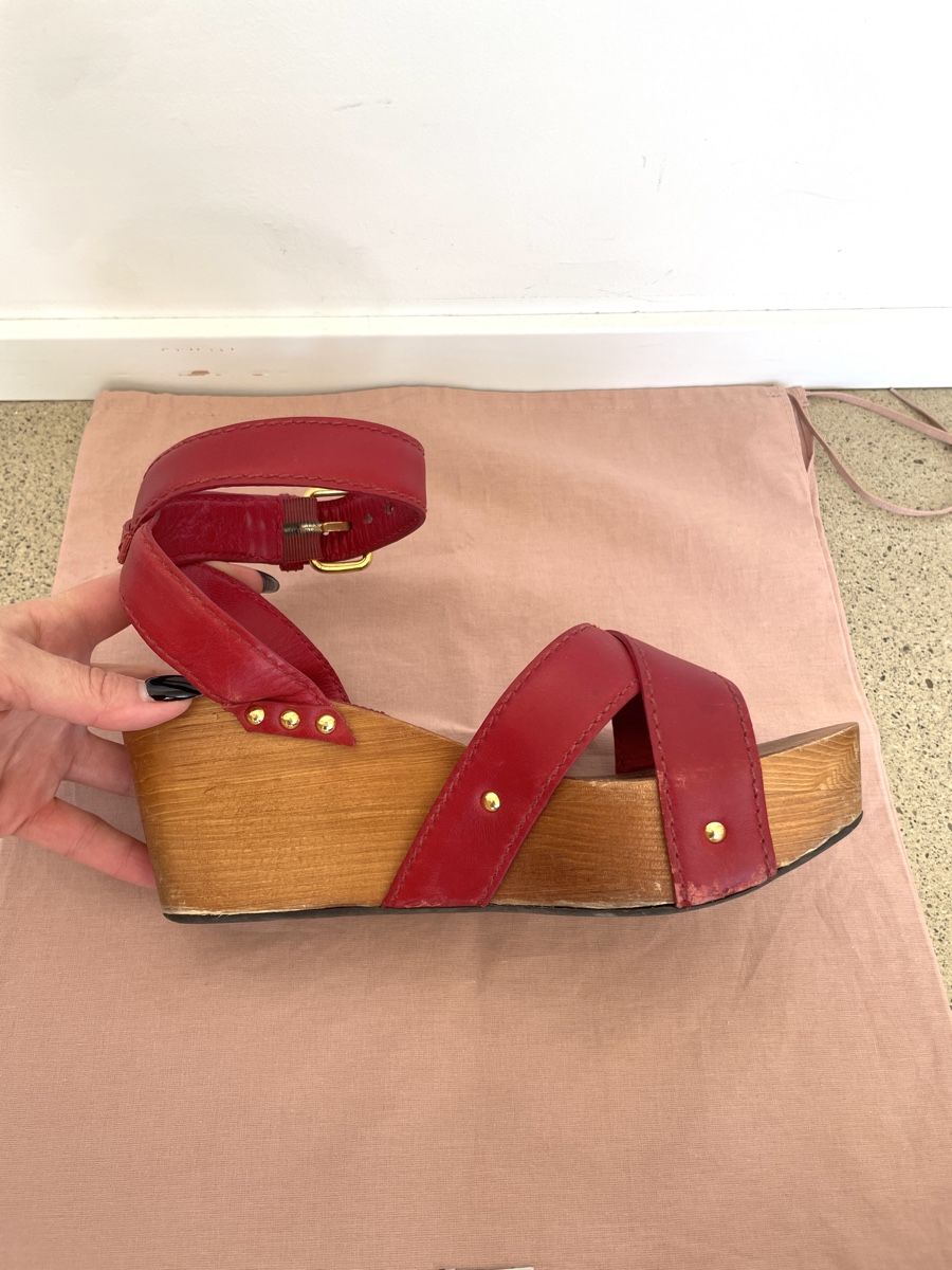 Miu Miu Scarpe da donna: Miu Miu wedge sandals – Usato da Stäfa venduto da Nicole093 3