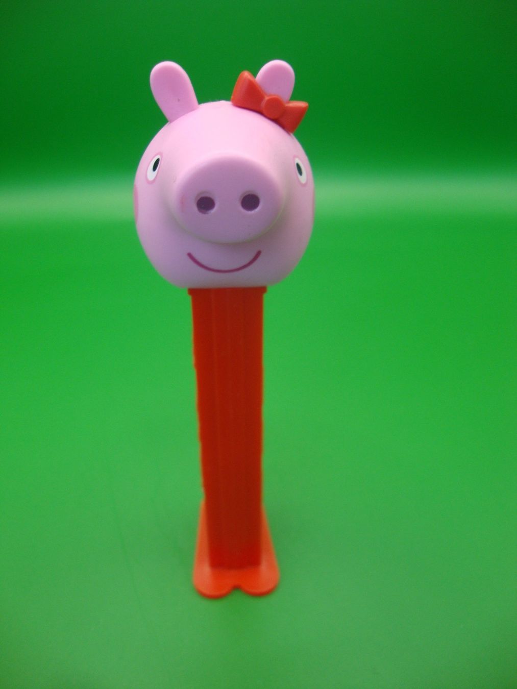 Pez Figuren: PEZ PEPPA PIG HUNGARY – Gebraucht aus Basel von pink2010