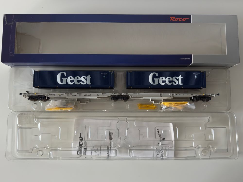 Wagon Roco 67402 – Doppeltaschen-Gelenkwagen T2000 AAE Crossrail DC