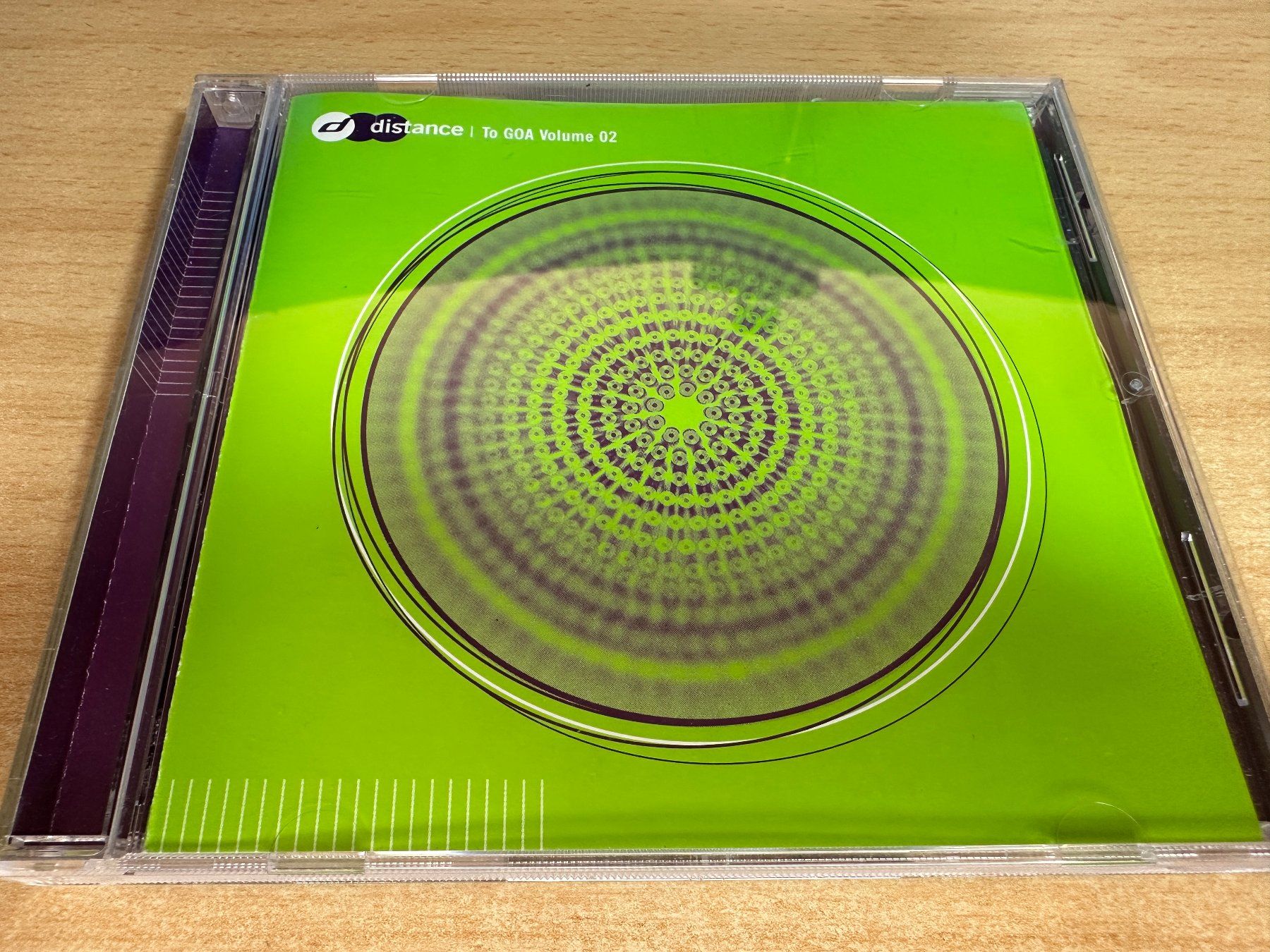 CD: D8 Various – Distance To Goa 2 – Usato da Rikon im Tösstal venduto da Alpenmutz
