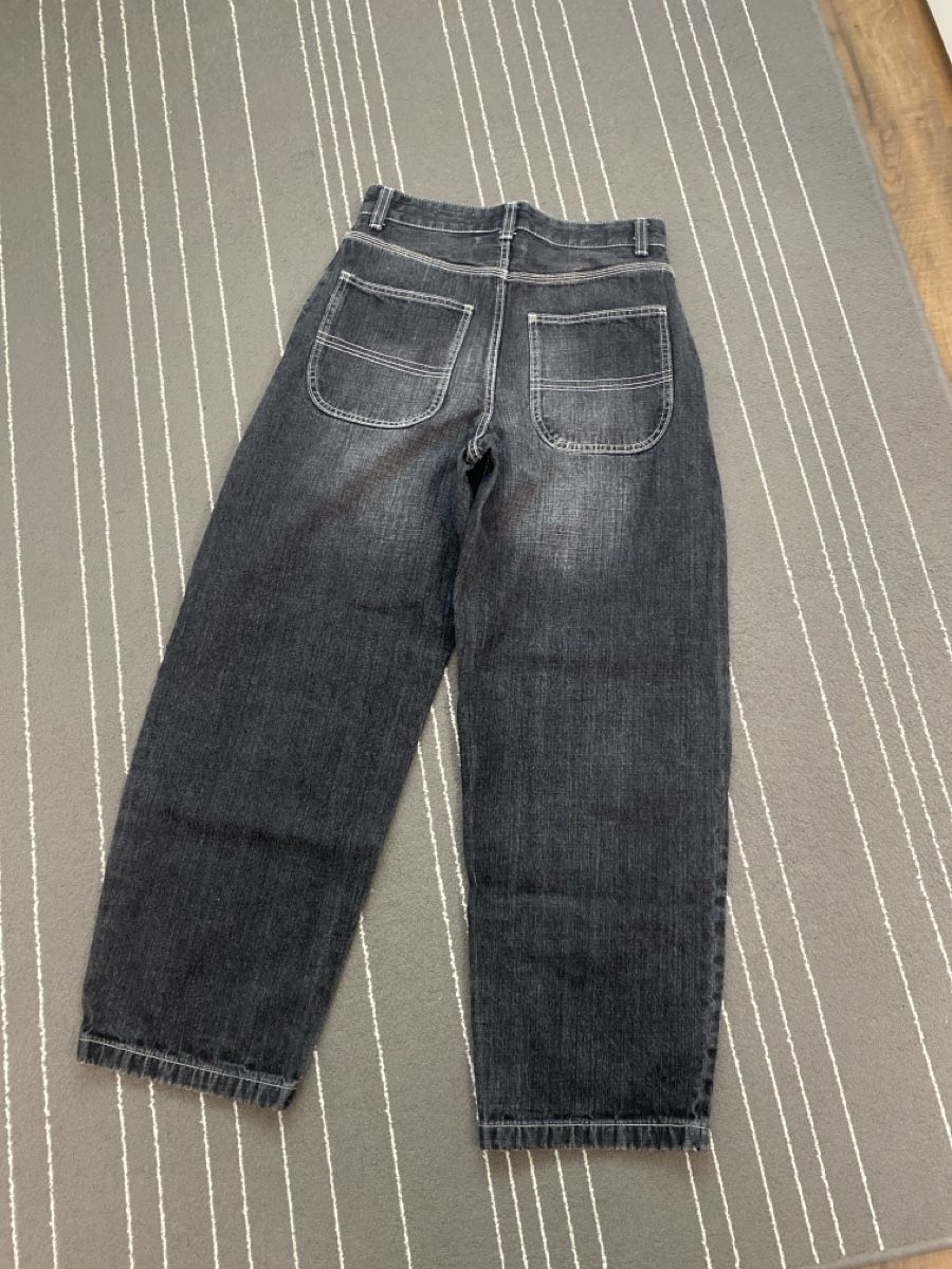 Bershka Pantaloni: Jeans scchwarz Gr. 34 – Usato da Wangen b. Olten venduto da janfon 1