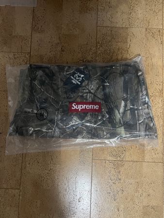 Supreme Real Tree Hoodie, Gr. M, Neu mit Etikett 🍁