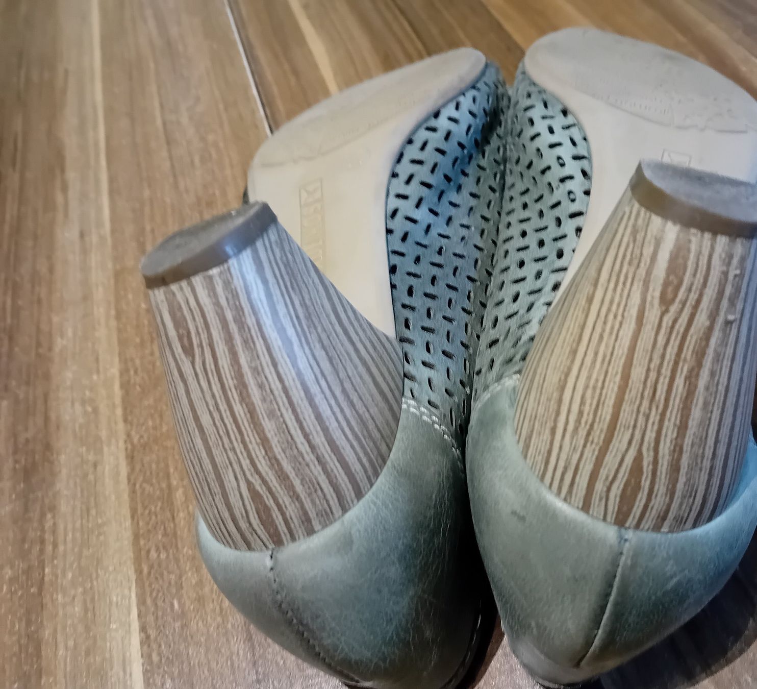 Pikolinos Scarpe da donna: Pumps grün 37 – Usato da Arlesheim venduto da rut_fb7k 3