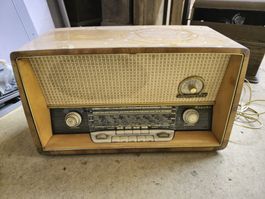Antikes Radio Loewe Opta