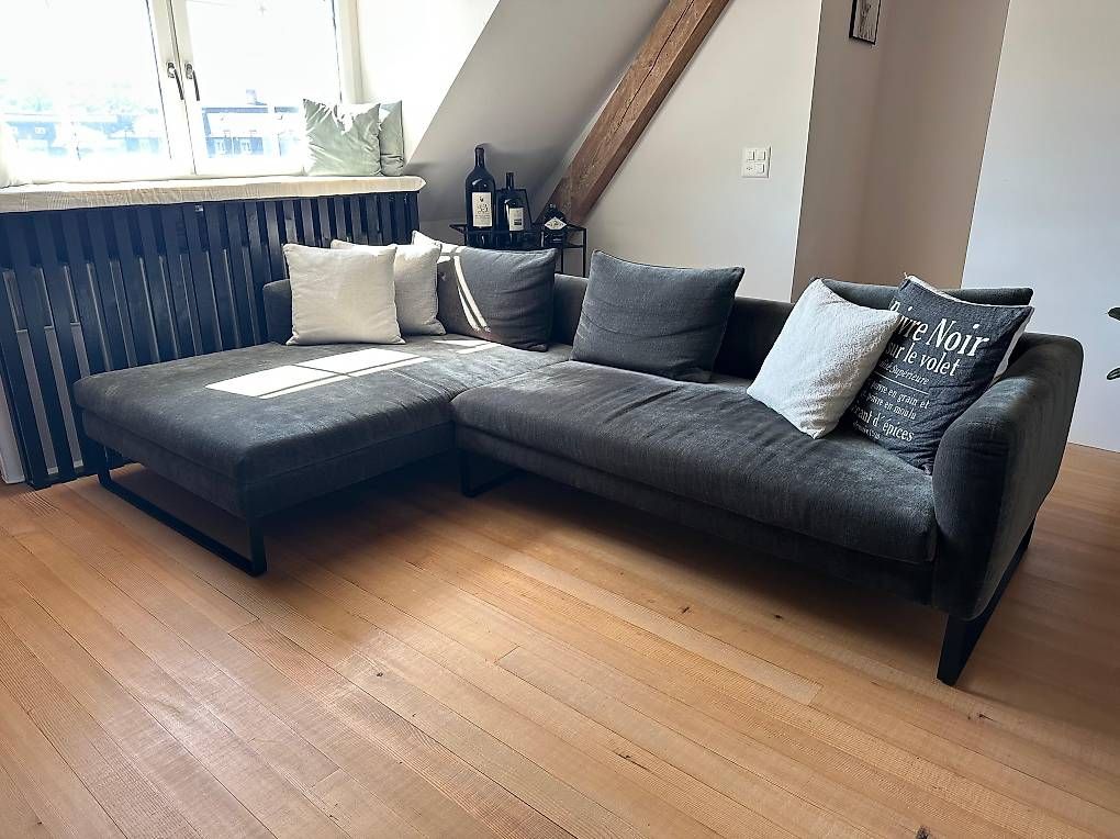 Sofas: Ecksofa (Livique) – Neuf avec emballage d'origine à Bern par ilariamaria