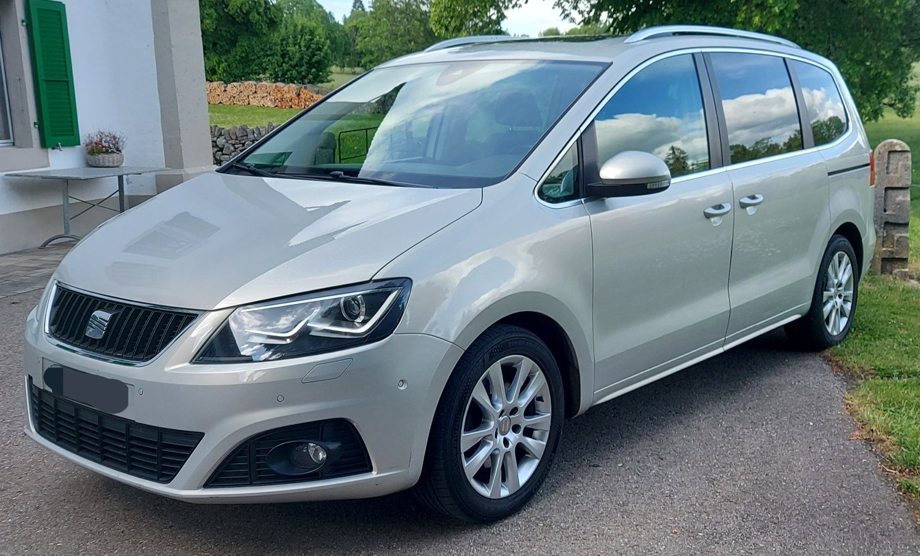 Seat Automobili: Seat Alhambra 2.0 D 4x4 7 Pl. – Difettoso da Mont-Soleil venduto da Moso01 1
