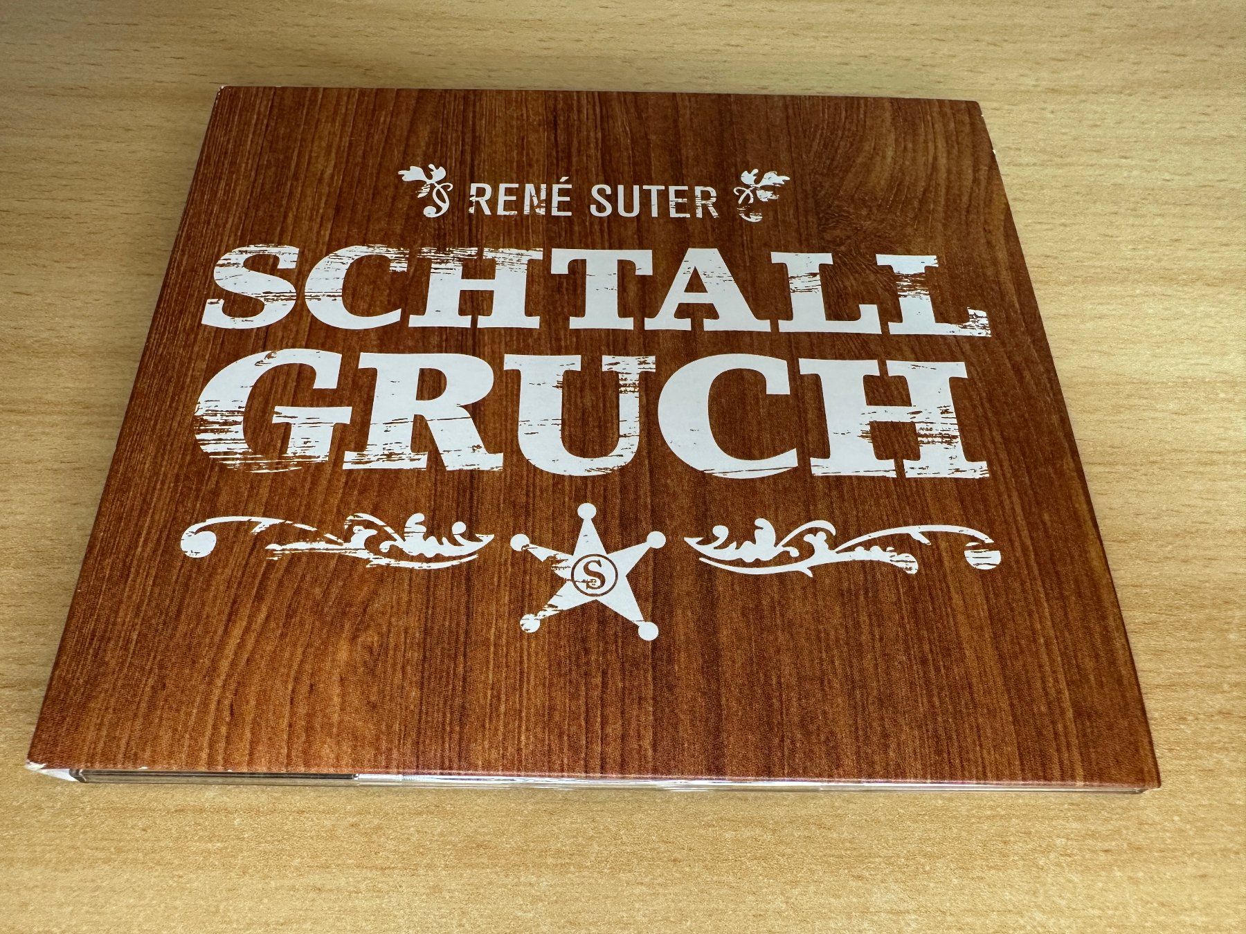 CD: René Suter - Schtallgruch – Usato da Rikon im Tösstal venduto da Alpenmutz