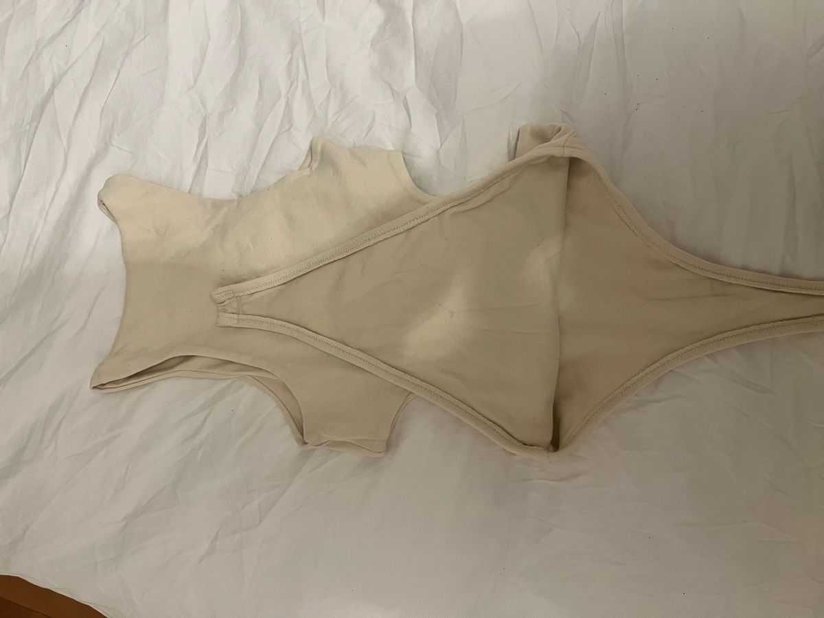 Zara Top: Zara Bodysuit, Size S – Usato da Erlenbach ZH venduto da Ma.Pi 3