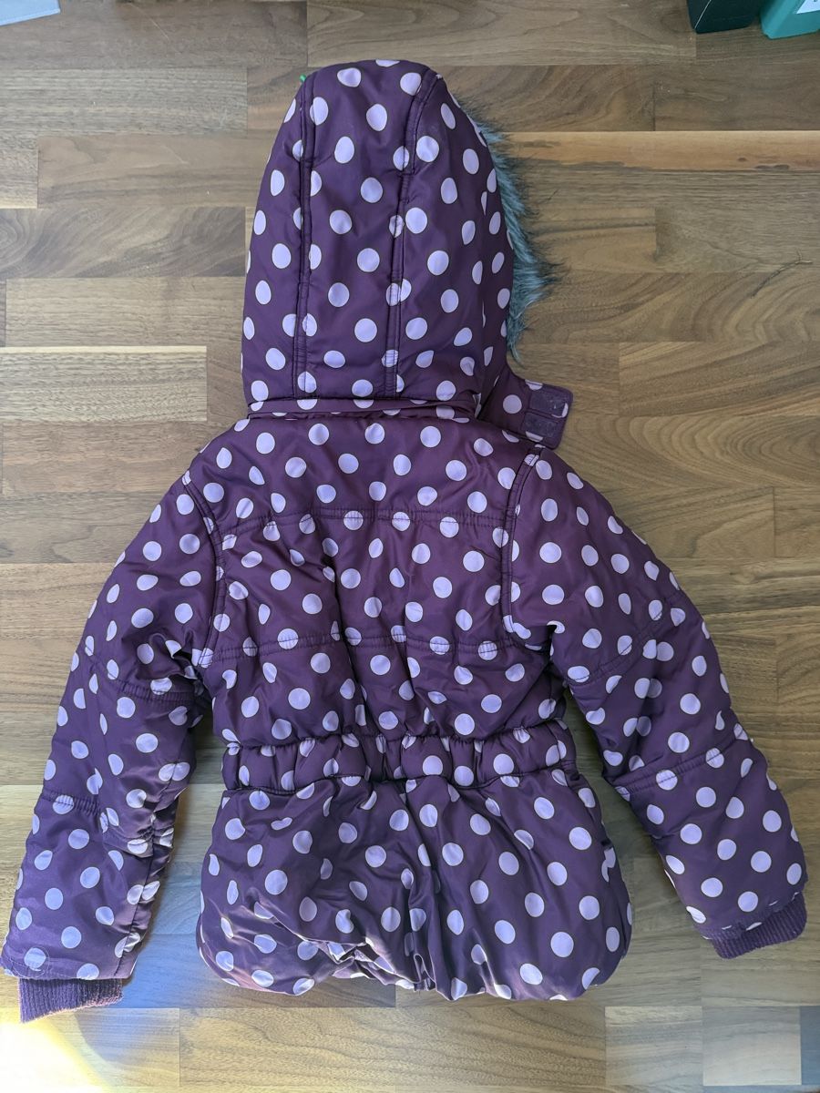 Giacche & Cappotti: Kinder Winterjacke lila Grösse 110 – Usato da Lohn-Ammannsegg venduto da rosarot87 1