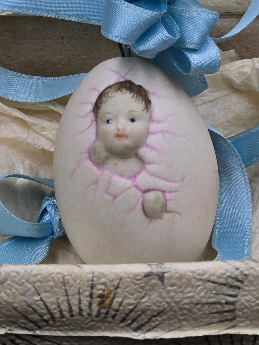 Figuren: Babys im Ei, oft als "Bisque Baby" – Gebraucht aus Rorschacherberg von snOOpydOg11 2