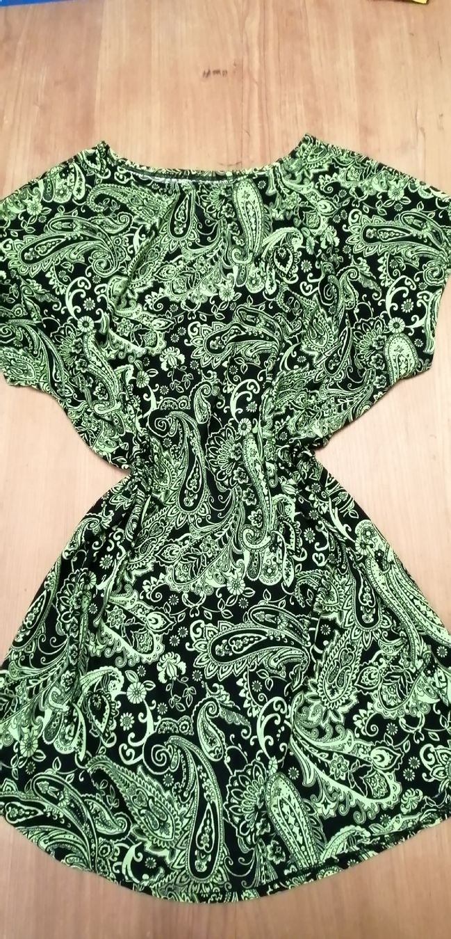 Vestiti: Kleid M/L – Usato da Solothurn venduto da Shanty.20 2