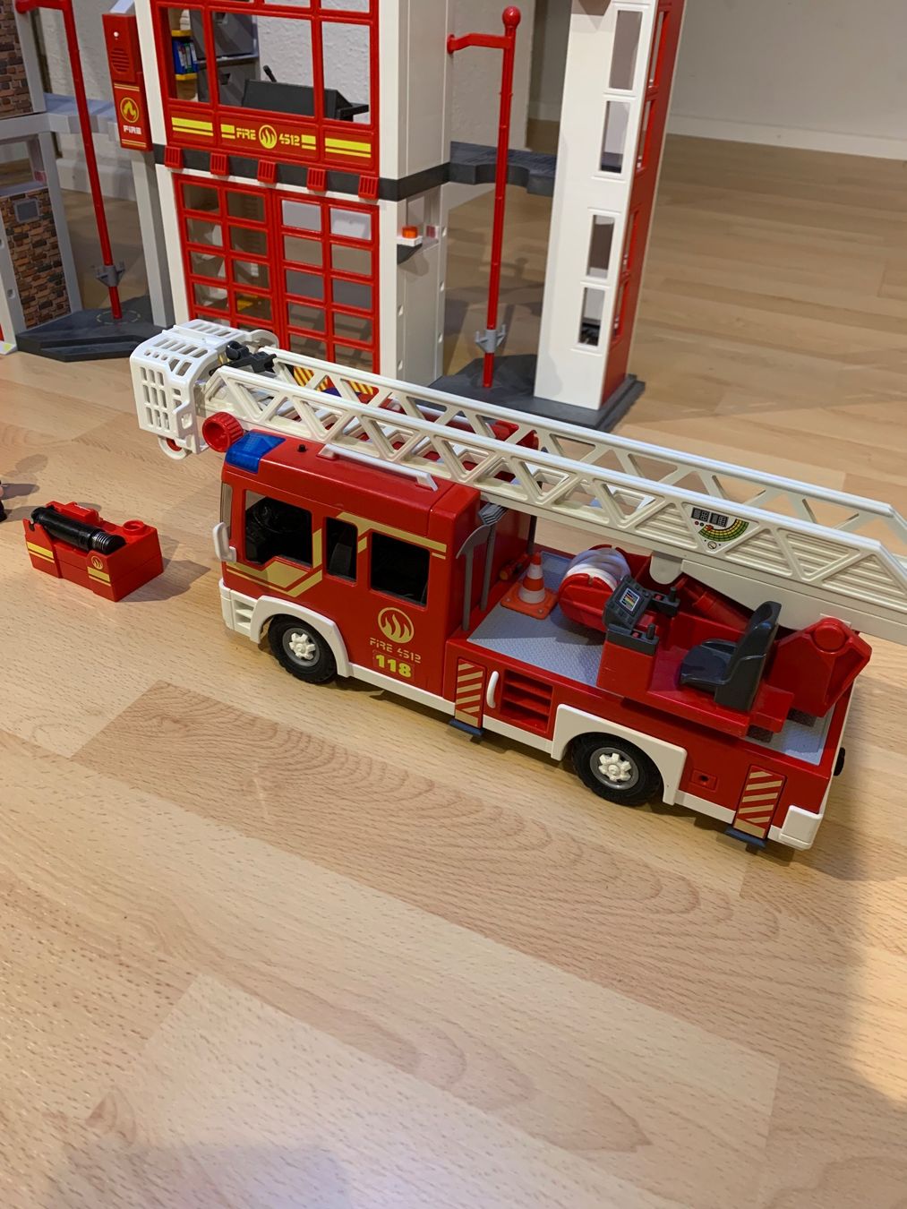 Playmobil Giocattoli: Playmobil Feuerwehr – Usato da Sins venduto da lavani 1